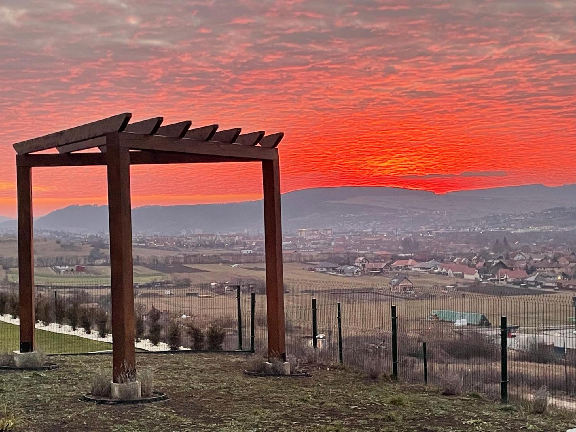 אודורהיו סקוייסק Sunset Hills Transylvania מראה חיצוני תמונה